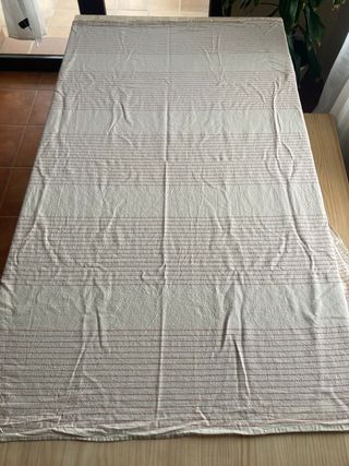 Tovaglia IKEA VIPPSTARR beige/rossa 150x150