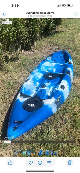 Kayak azul y blanco , USADO 1 vez , está nuevo