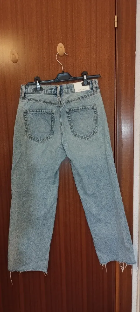 Vaqueros azul claro Stradivarius Rectos