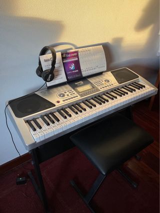 Teclado RockJam RJ-461 con soporte y banqueta