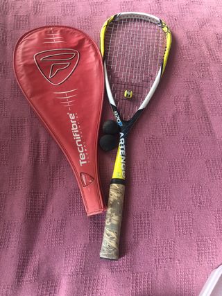 Raqueta Squash Artengo + Funda y Pelotas
