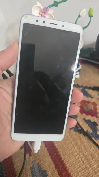Xiaomi Redmi 5 Smartphone