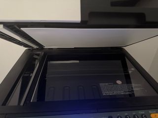 Impresora Kyocera ECOSYS M5521cdw. Se atasca