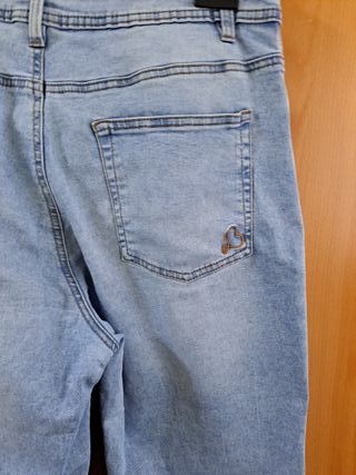 Vaqueros BELOVED Talla 42