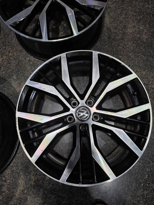 Llantas 19 Golf MK7.5 GTI Performance Originales