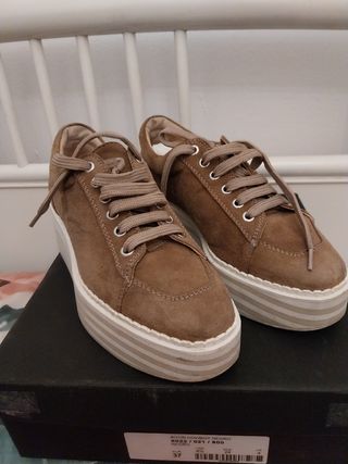 Zapatos Uterque Beige/Marrón Talla 37