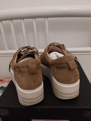 Zapatos Uterque Beige/Marrón Talla 37