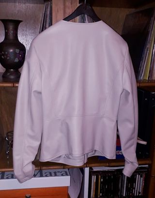 Chaqueta Zara.
