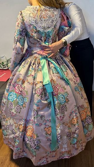 Falda de fallera niña 12 años con manteletas