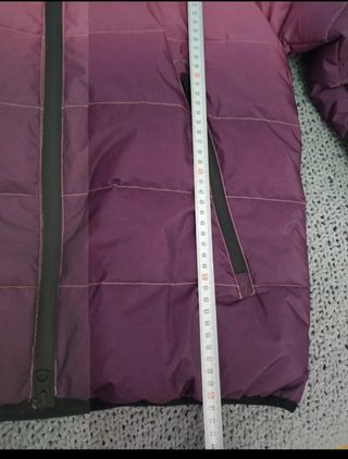 Abrigo acolchado degradado rosa y morado