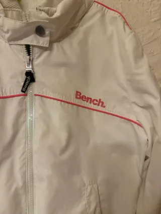 Chaqueta Bench Blanca