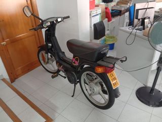 Vespinos Motovespa F9