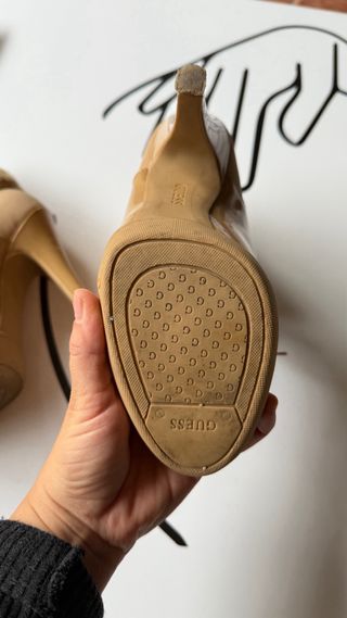 Botines Guess pelo beige/marrón