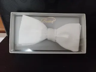 Pajarita Boutique Blanca