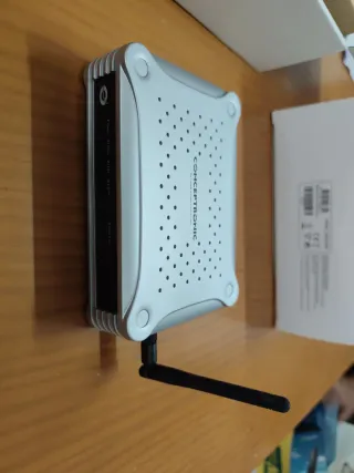 Router Conceptronic Wireless 54Mbps ADSL2+