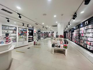 Local comercial en alquiler en Centro en Torrelavega