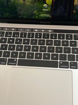 MacBook Pro 13” Plata/Gris Espacial