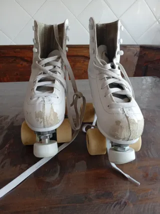 Patines artísticos blancos para principiantes