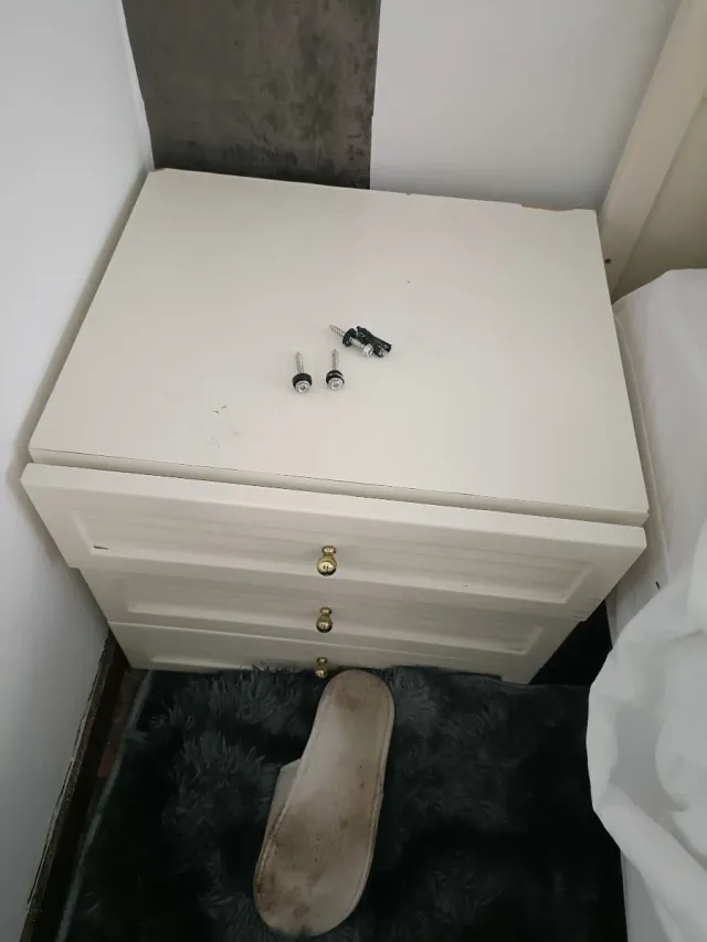 2 Mesitas de noche madera