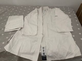 Kimono Karate Adulto Blanco Outshock