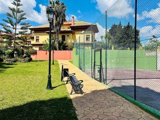 Casa adosada en venta en Churriana en Málaga