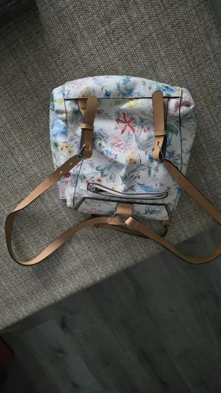 Mochila Parfois floral