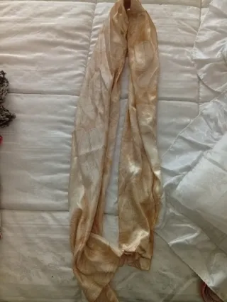 Foulard beige e oro