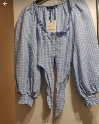 Blusa crop Zara estampado cuadros azul XS