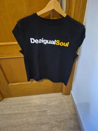 Camiseta Desigual Negra Talla M