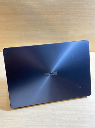 Asus NoteBook UX430U i7 / 8GB / 256GB