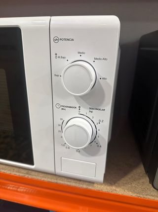 Microondas Nevir 20L Blanco