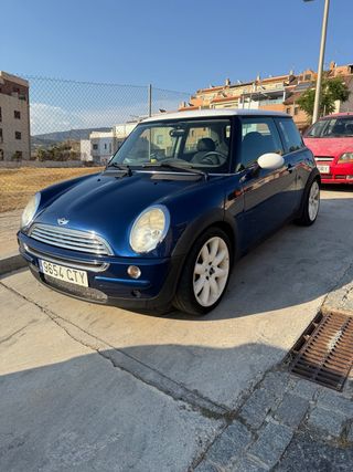 MINI Cooper 2004