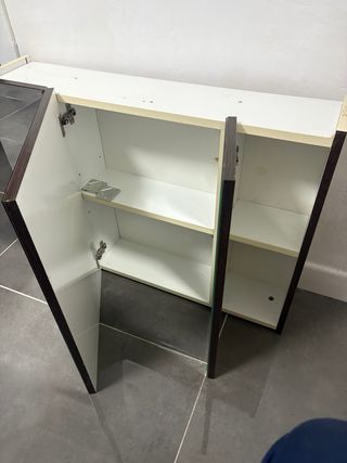 Armario de baño con espejo