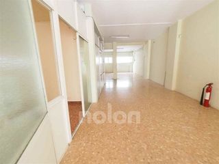 Local comercial en venta en Gavarra en Cornellà de Llobregat