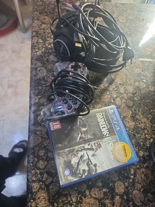 Console Sony PS4 nera