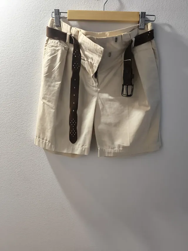 Bermudas Zara Beige con Cinturón Marrón