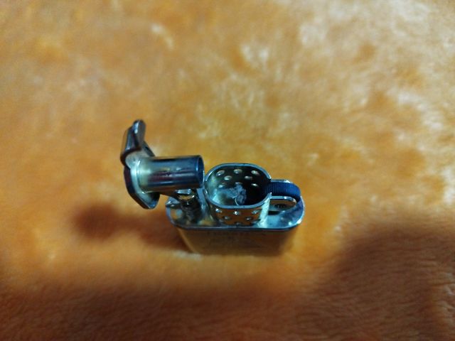 Accendino C.C.B 665 Gold