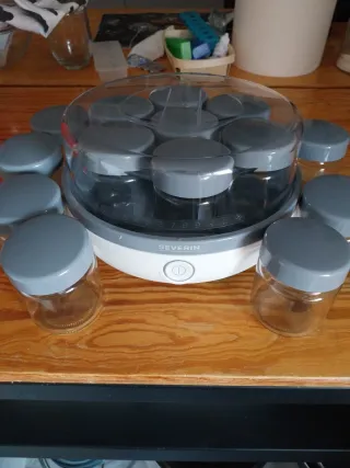 Yogurtera Severin 14 tarros