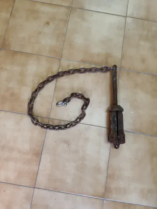Ancla plegable con cadena