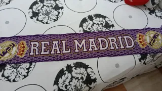 Bufanda Real Madrid Morada