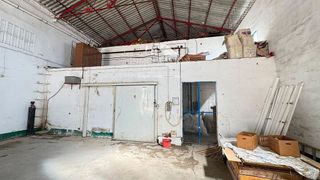 Nave industrial en venta en Santa Cruz - Industria - Polígono Campollano en Albacete