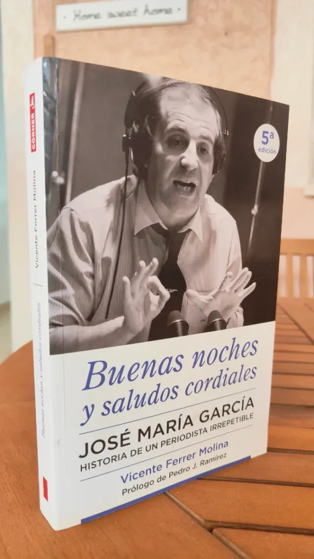 Buenas noches y saludos cordiales: José María G...