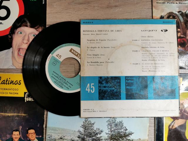 Lote Vinilos 45rpm: Humor, Latino y Nacional