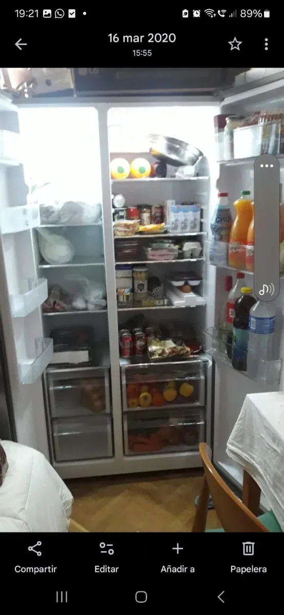 Se vende Frigorífico Americano Gris