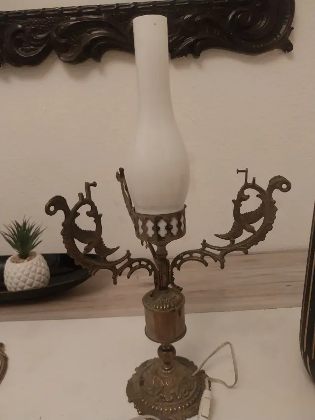 Lámpara de bronce vintage