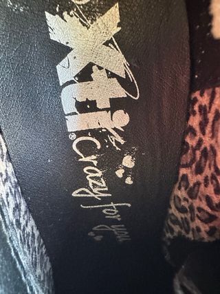 Botines de antelina negros con plataforma