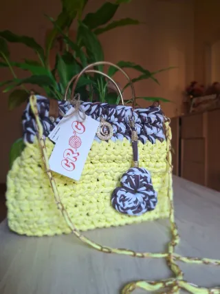 Bolso amarillo/marron de crochet hecho a mano