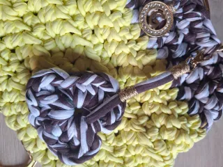 Bolso amarillo/marron de crochet hecho a mano