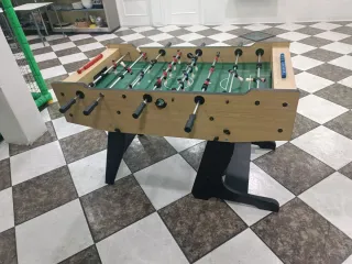 Futbolín de madera