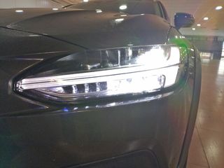 Volvo V90 Cross County 2.0 B4 AWD MHEV
